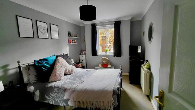 Flat 4 Mortimer House, 77 Penfold Road, Worthing